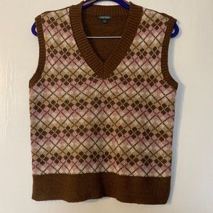 Wild fable size small argyle vest VEUC